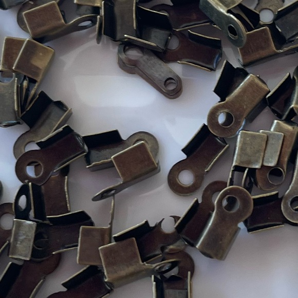 90 Fold Over Cord End Findings in Antique Brass Tone for Jewelry Craft Making - Picture 6 of 6